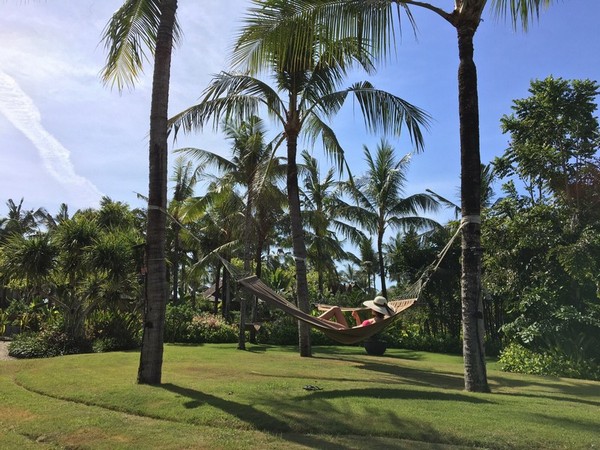 Hammock and relaxing at St Regis Bali | | Nusa Duwa Luxury Resorts