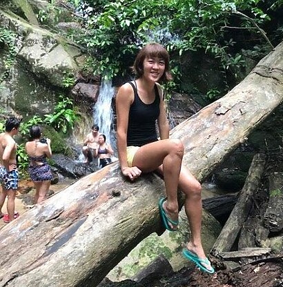 IMG 3456 e1508164724301 Posing by the fallen trunk near the Asah waterfall. Feeling too cold to play in the icy water, so just chilling around looking pretty instead