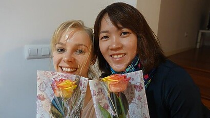 DSC06776 Agness and me with our Catalonia flag colour roses, prettiest things ever
