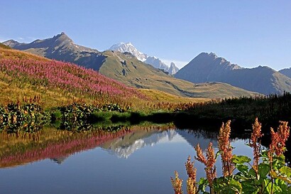 mont blanc 3888564 1280 Craggy Mountains and Countless Climbing in Chamonix Mont Blanc