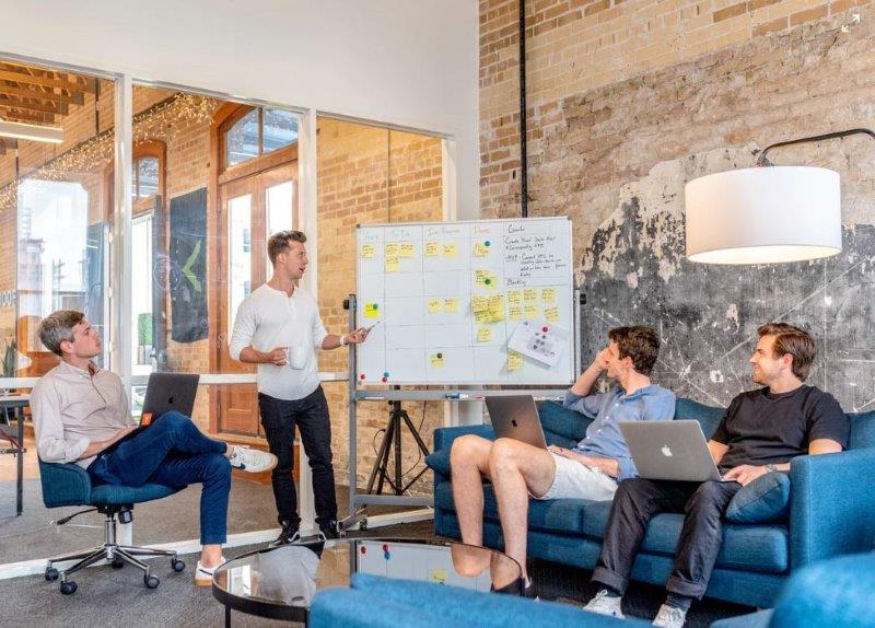 fc 2 Why work with a Freelance Digital Marketing Consultant