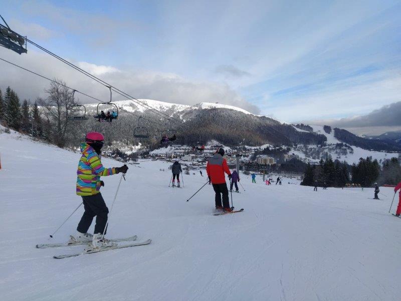 snowboard clothing Of Igloos and Husky Hugs - 1 Week Outdoor Adventures in Slovakia