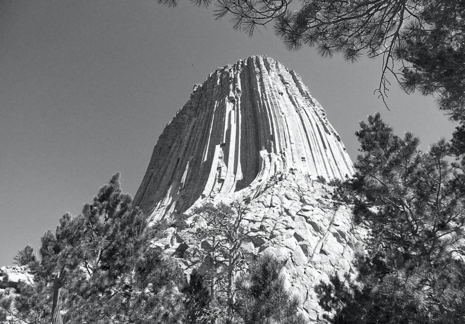 DT3 How Tall Is Devil’s Tower National Monument