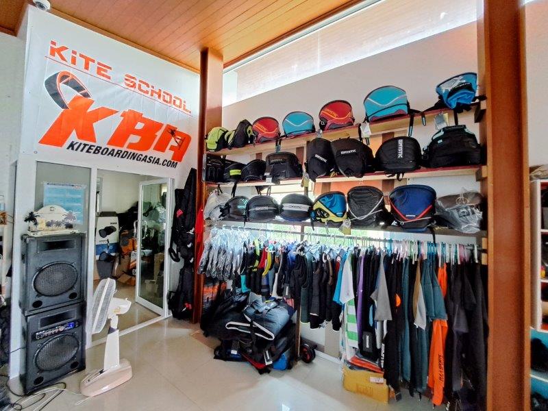280393636 793352771649139 6795576685417008113 n Where to learn kitesurfing in Phuket