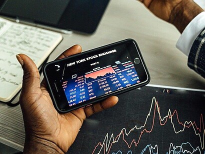 Keep updated on your stock changes while traveling keep updated on your stock changes while traveling