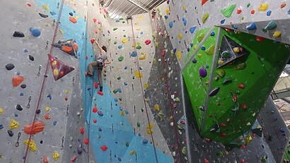 11 Best Women's Climbing Pants in 2024 | LydiaScapes